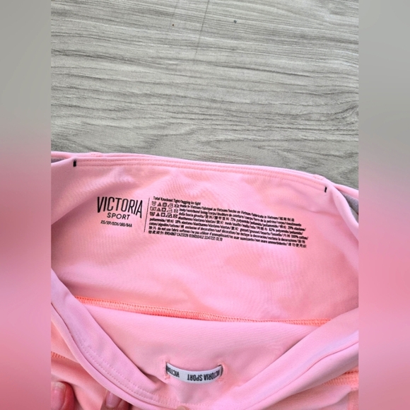 Victoria Sport Pink High-Waisted Leggings- Size XS - Picture 4 of 8